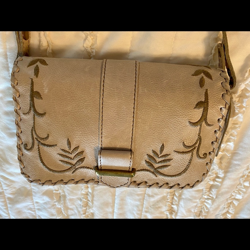 Rhythm & Rhymes crossbody organizer purse